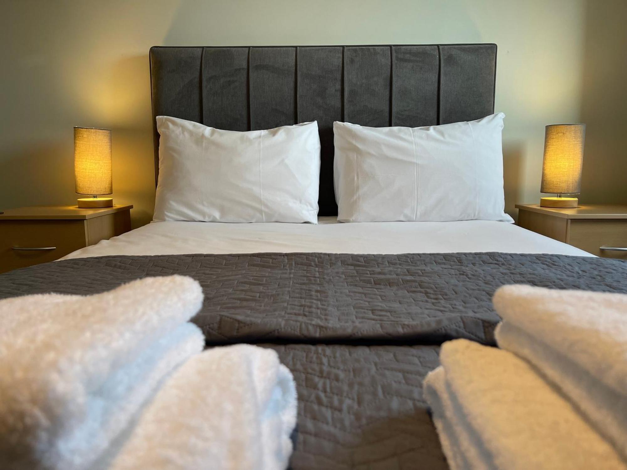 Belgrade Plaza Serviced Apartments Coventry Exterior foto